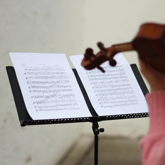 miniput - classic music stand